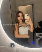 Анкета проститутки Анюта - метро Хамовники, возраст - 24